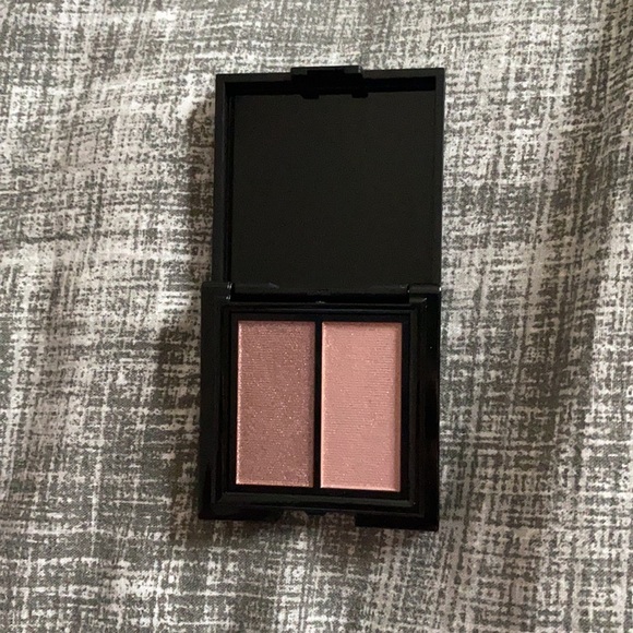 Ipsy bag and contents - Picture 6 of 13